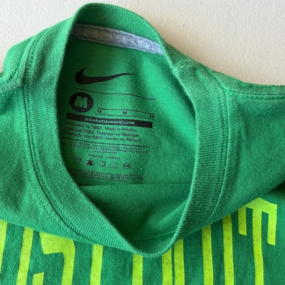 Nike boys T-shirt size M - Picture 2 of 3